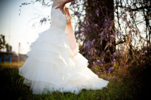 Read more about the article 10 szabály a menyasszonyi ruha kiválasztásához