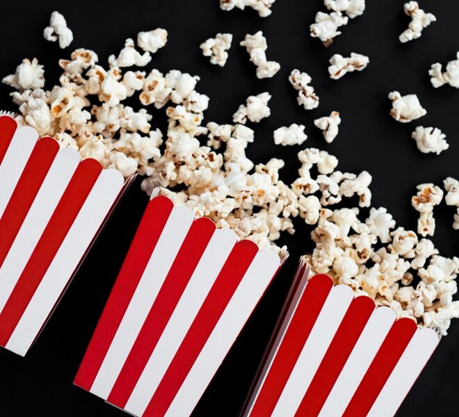 Popcorn zacskó fehér piros csíkokal 6db