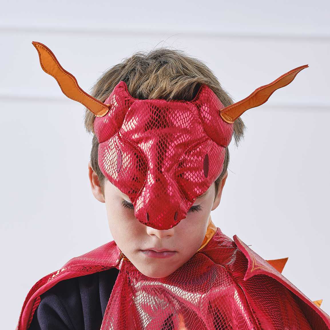 Maszk vörös sárkány jelmezhez gyerekeknek