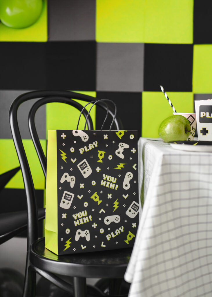 Szülinapi ajándék tasak gamer mintával